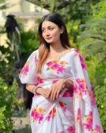 জর্জেট পার্ল লেইস শাড়ি – স্টাইলিশ ও এলিগেন্ট ডিজাইন, বাজেট ফ্রেন্ডলি কালেকশন - Image 3